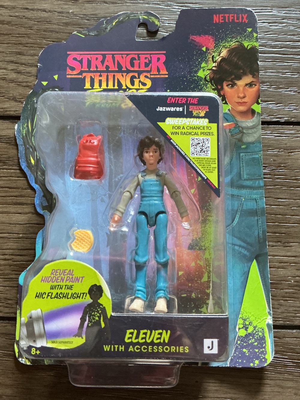 Jazwares Stranger Things: Tales from ‘85 Eleven with accessories figure